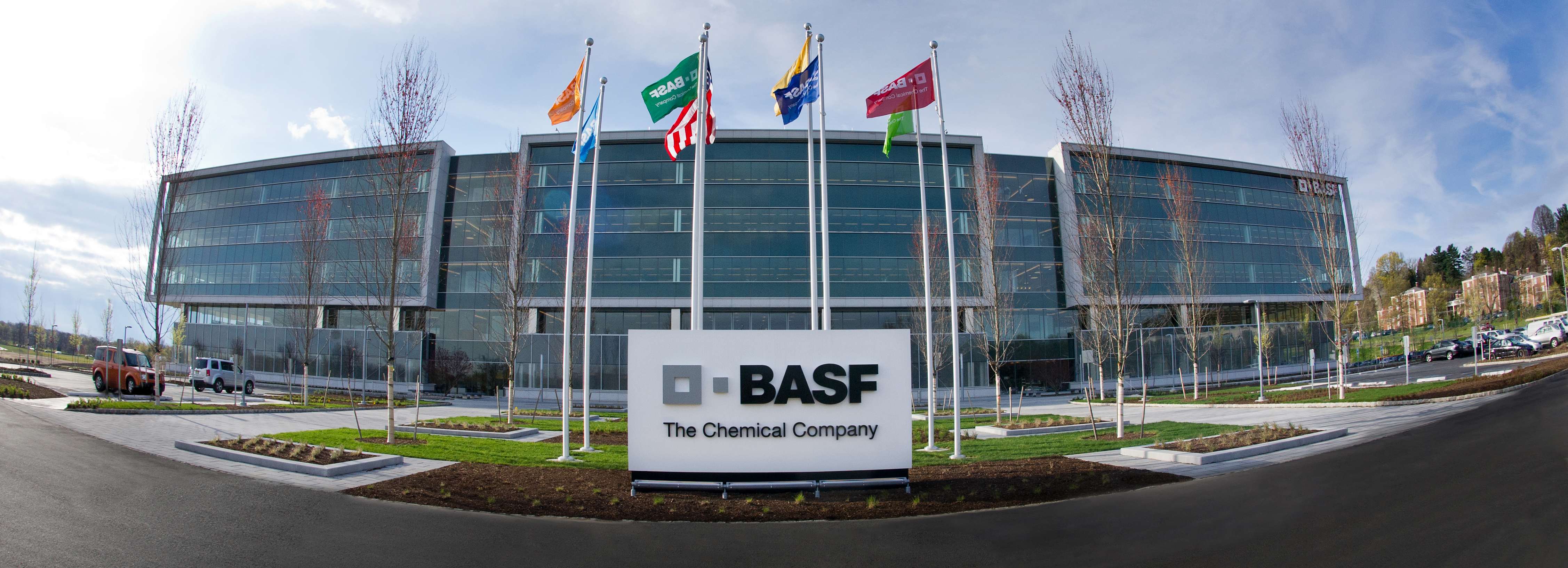 Компоненты пенополиуретана и полимочевины  BASF 